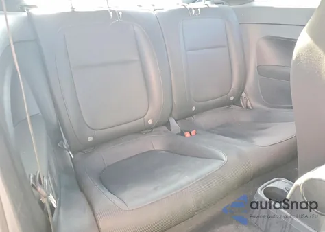 2018 Volkswagen Beetle S z USA, uszkodzony, nr VIN 3VWFD7AT0JM703559